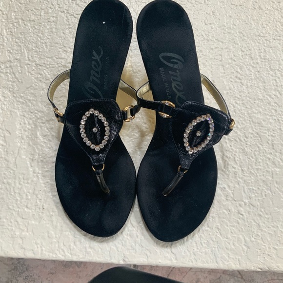 Super cute kitten heal slide on. Thong like - Picture 5 of 11